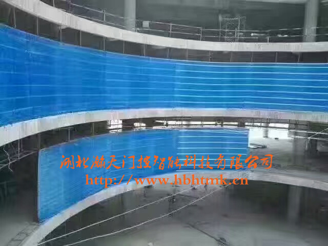 无机布防火卷帘门